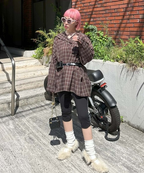Alley Tokyo(アリートーキョー)の「もさもさファーパンプス(パンプス・レディース・ピンク/オフホワイト/サックスブルー・MEDIUM/LARGE)」の6枚目の写真