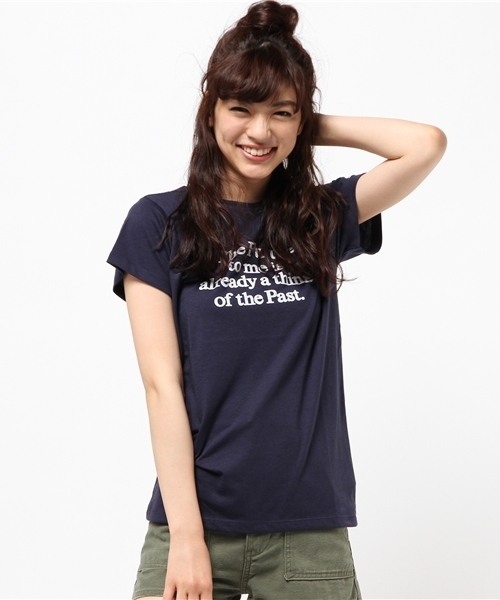 MOUSSY(マウジー)の「THE FUTURE TSJ(Tシャツ/カットソー・レディース・ホワイト/ブラック/ネイビー・FREE)」の3枚目の写真