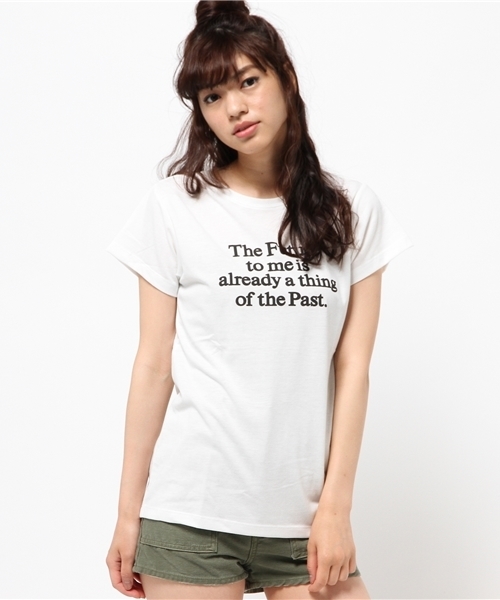 MOUSSY(マウジー)の「THE FUTURE TSJ(Tシャツ/カットソー・レディース・ホワイト/ブラック/ネイビー・FREE)」の1枚目の写真