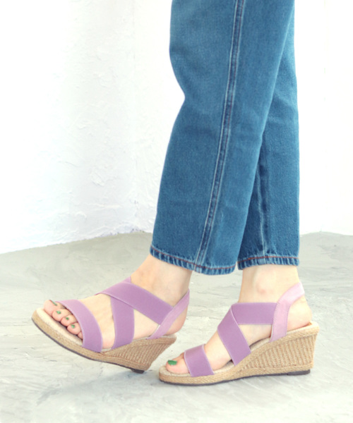 SESTO（セスト）の「7cmヒールゴムフィットサンダル（サンダル・レディース・ライトカーキ/ピンク/レッド/ネイビー/テラコッタ/ライトグレー/ブラック/グレー/アイボリー/グレイッシュベージュ/ピンクベージュ/シルバー/マスタード/コーラル/ピンクゴールド/ブルー/カーキ/グリーン/グレー系その他/ラベンダー/パープル/サックスブルー/ゴールド/レッド系その他/モカ/レッド系その他2/シルバー系その他/ピンク系その他/ベージュ/ブラウン/チャコール/レオパード・M/SS/3L/L/S/LL）」の20枚目の写真