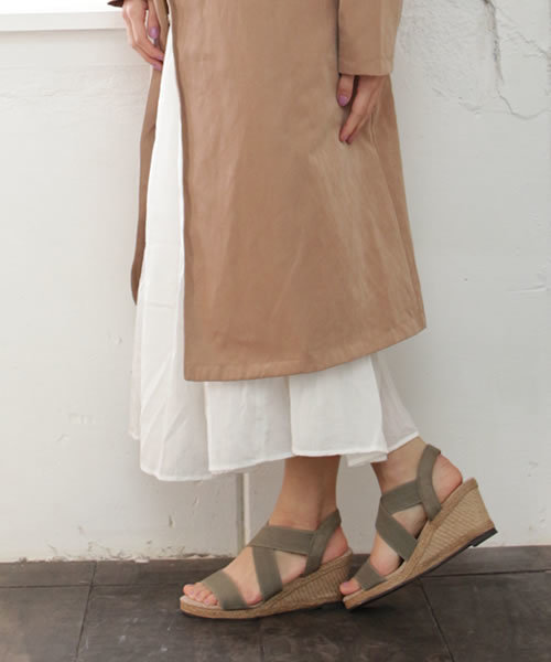 SESTO（セスト）の「7cmヒールゴムフィットサンダル（サンダル・レディース・ライトカーキ/ピンク/レッド/ネイビー/テラコッタ/ライトグレー/ブラック/グレー/アイボリー/グレイッシュベージュ/ピンクベージュ/シルバー/マスタード/コーラル/ピンクゴールド/ブルー/カーキ/グリーン/グレー系その他/ラベンダー/パープル/サックスブルー/ゴールド/レッド系その他/モカ/レッド系その他2/シルバー系その他/ピンク系その他/ベージュ/ブラウン/チャコール/レオパード・M/SS/3L/L/S/LL）」の15枚目の写真