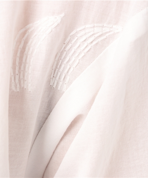 Ne-net(ネネット)の「S ねことしばふシャツ(シャツ/ブラウス・レディース・オフホワイト/カーキ/ネイビー/その他4/ホワイト・02/03)」の13枚目の写真