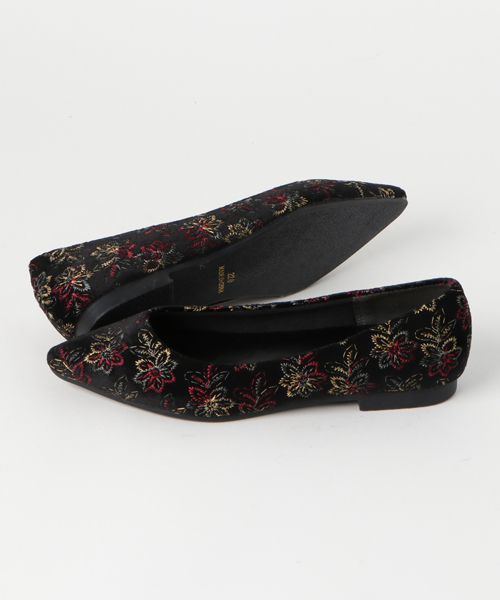 SESTO（セスト）の「ふわふわクッションインソールのポインテッドトゥフラットバレエパンプス（バレエシューズ・レディース・ピンク/フューシャピンク/レッド/パープル/マスタード/レオパード/チェック/ブラック/ブラック系その他/グレー/ブラウン/ブラウン系その他/グレイッシュベージュ/カーキ・25.0cm/24.0cm/23.0cm/23.5cm/22.0cm/22.5cm/24.5cm）」の21枚目の写真