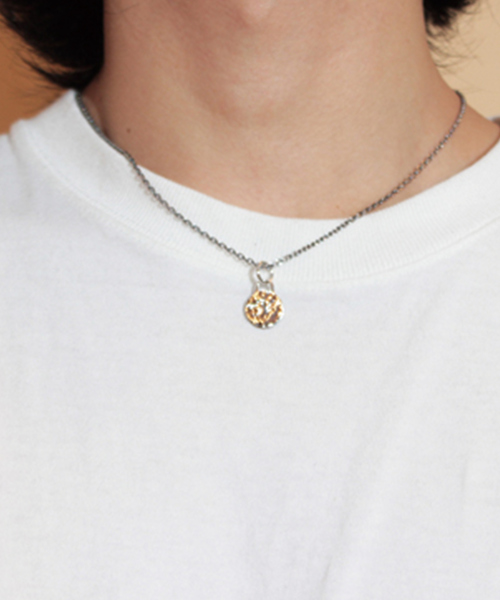 VIVIFY(ビビファイ)の「ネックレス/コイン/アルファベット/A-I/チェーン(ネックレス・メンズ・A/B/C/D/E/F/G/H/I・FREE)」の13枚目の写真