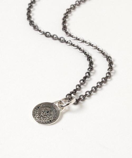 VIVIFY(ビビファイ)の「ネックレス/コイン/アルファベット/A-I/チェーン(ネックレス・メンズ・A/B/C/D/E/F/G/H/I・FREE)」の11枚目の写真