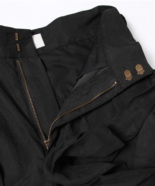 Chico(チコ)の「リボン付タックPT(その他パンツ・レディース・ピンクベージュ/ブルー/ブラック・SMALL/MEDIUM)」の5枚目の写真