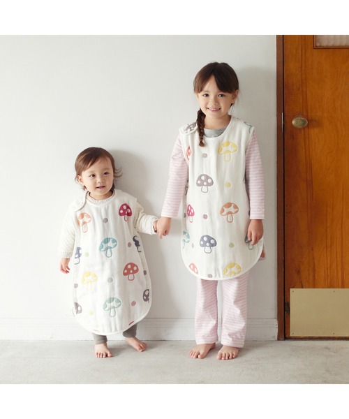 Hoppetta(ホッペッタ)の「【Hoppetta(ホッペッタ)】ふくふくガーゼ(6重ガーゼ) シャンピニオンスリーパー (ベビーサイズ) 日本製(ベビーパジャマ/スリーパー・キッズ・ホワイト・ONE SIZE)」の14枚目の写真