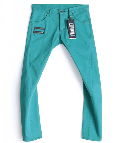 SHAREEF（シャリーフ）の「STRETCH TWILL 3D SKINNY PANTS（その他パンツ・メンズ・パープル/レッド/ブラック/ターコイズブルー・2/1/3）」の3枚目の写真