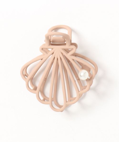 BASE（ベース）の「貝殻型パールヘアバレッタ（バレッタ/ヘアクリップ・レディース・ブラック系その他/シルバー/シルバー系その他/ゴールド/シャンパン/ゴールド系その他/ブラック/パープル/ベージュ・FREE）」の4枚目の写真