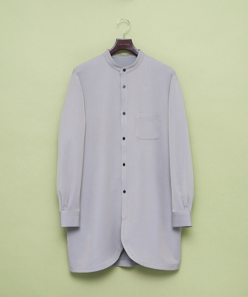 EMMA CLOTHES（エマクローズ）の「TR裾フロントカットロング丈バンドカラーシャツ（シャツ/ブラウス・メンズ・ブラック/グレー/オフホワイト・FREE）」の18枚目の写真