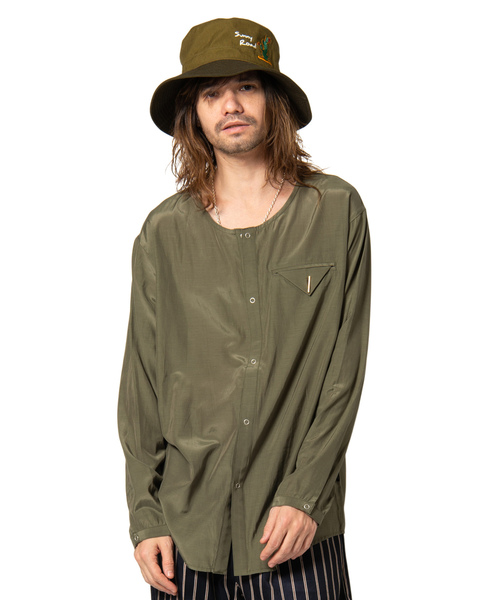タグ付き新品【glamb】フォスターノーカラーシャツ　サイズM タグ付き新品【glamb】フォスターノーカラーシャツ サイズM