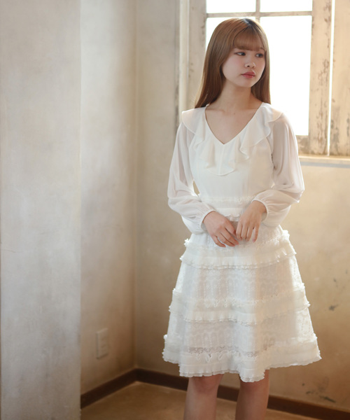 lissi Boutique(リージーブティック)の「刺繍入りティアードワンピース(ワンピース・レディース・ホワイト・FREE)」の3枚目の写真