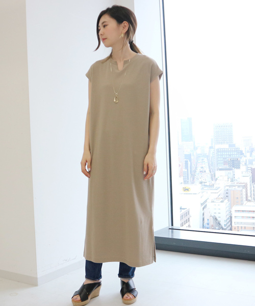AMERICAN HOLIC(アメリカンホリック)の「キーネック脇スリットワッフルワンピース(ワンピース・レディース・チャコールグレー/ブラック/モカ・M/L)」の8枚目の写真