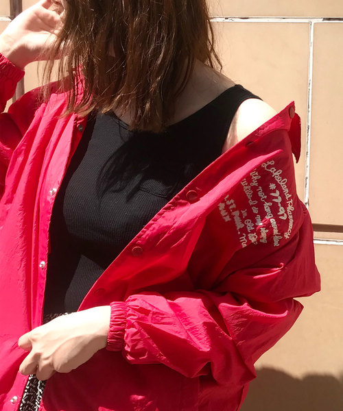 GREEN BOWL（グリーンボウル）の「GREEN BOWL Nylon Coach Jacket(A.W. Embroidery)/グリーンボウル 刺繍 ナイロン コーチ ジャケット（ブルゾン・メンズ・チャコールグレー/ブラック/ネイビー/レッド/ブルー/グリーン/ボルドー・M/L）」の2枚目の写真