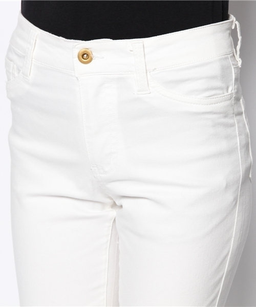 VIS（ビス）の「【with6月号掲載】ホワイトヤーンカラースキニーパンツ★自宅で洗える★（その他パンツ・レディース・ブラック/ホワイト/ベージュ/ライトグリーン/ブルー系/イエロー・SMALL/MEDIUM/LARGE）」の8枚目の写真