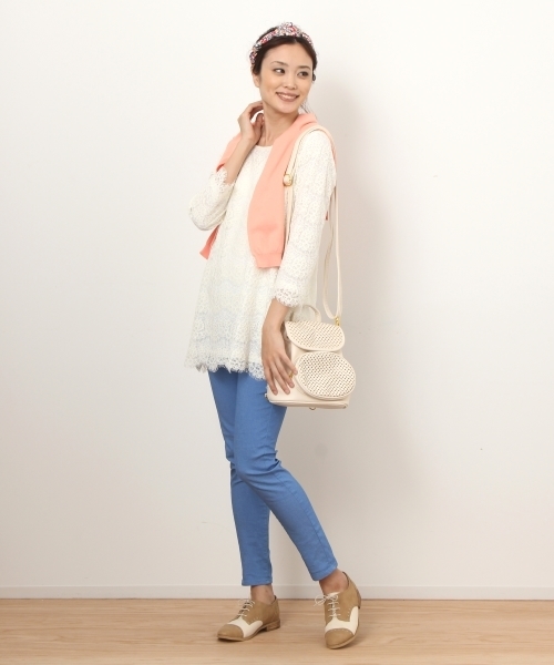 VIS（ビス）の「【with6月号掲載】ホワイトヤーンカラースキニーパンツ★自宅で洗える★（その他パンツ・レディース・ブラック/ホワイト/ベージュ/ライトグリーン/ブルー系/イエロー・SMALL/MEDIUM/LARGE）」の16枚目の写真