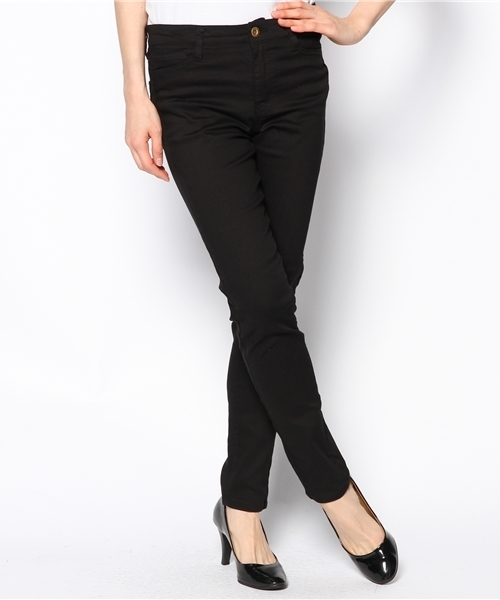 VIS（ビス）の「【with6月号掲載】ホワイトヤーンカラースキニーパンツ★自宅で洗える★（その他パンツ・レディース・ブラック/ホワイト/ベージュ/ライトグリーン/ブルー系/イエロー・SMALL/MEDIUM/LARGE）」の19枚目の写真