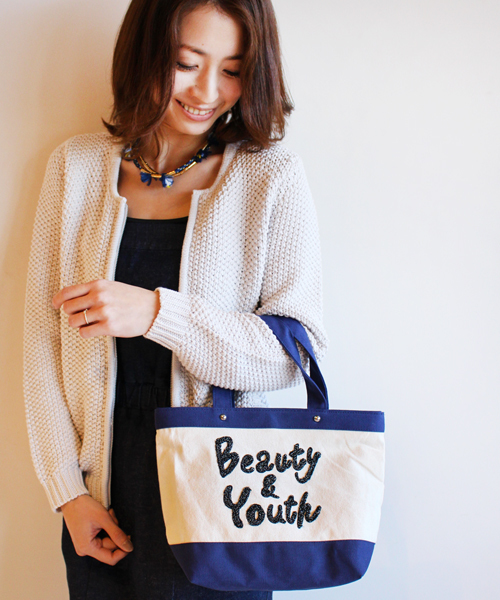 BEAUTY&YOUTH UNITED ARROWS（ビューティーアンドユースユナイテッドアローズ）の「by ※∵キャンバスロゴミニトートバッグ ◆（トートバッグ・レディース・ブラック/ケリー/ネイビー/イエロー/レッド・FREE）」の4枚目の写真
