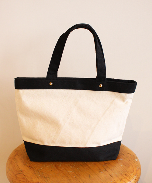 BEAUTY&YOUTH UNITED ARROWS（ビューティーアンドユースユナイテッドアローズ）の「by ※∵キャンバスロゴミニトートバッグ ◆（トートバッグ・レディース・ブラック/ケリー/ネイビー/イエロー/レッド・FREE）」の11枚目の写真