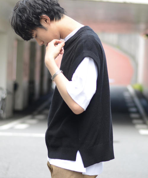 coen（コーエン）の「鹿の子ビッグシルエットニットベスト（ベスト・メンズ・ベージュ/ブラック・LARGE/MEDIUM/SMALL）」の4枚目の写真