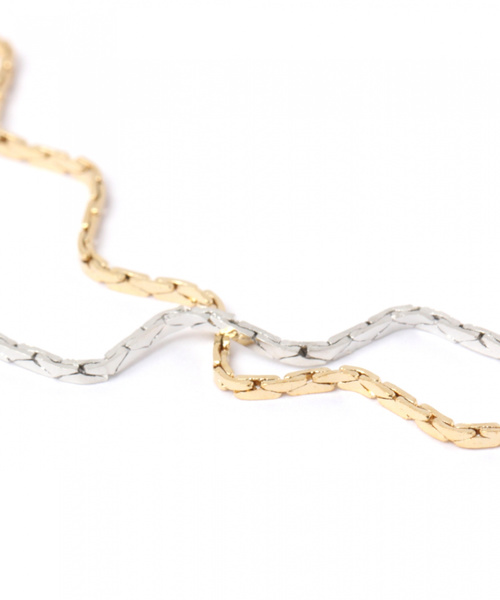 niko and...（ニコアンド）の「【小松菜奈さん着用アイテム】メタルウェーブネックレス（ネックレス・レディース・グレー/イエロー・0）」の6枚目の写真