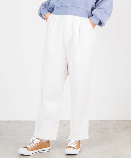 WEGO（ウィゴー）の「WEGO/チノワイドテーパードパンツ（チノパンツ・レディース・ホワイト/ベージュ・FREE）」の2枚目の写真