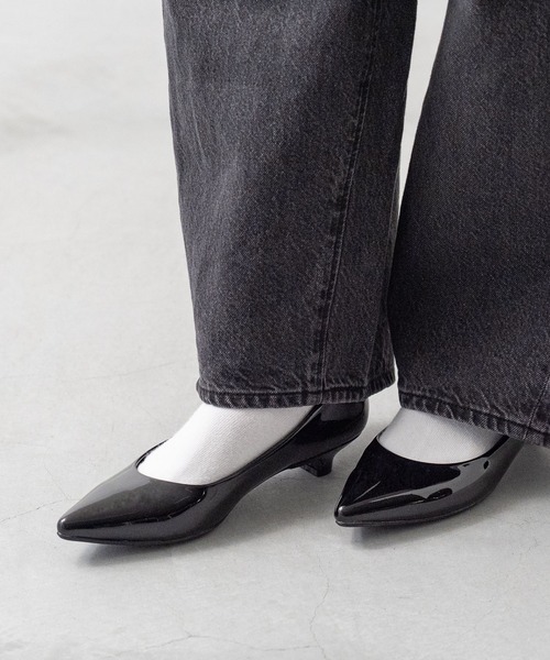 menue(メヌエ)の「【ふわっと軽い エアスイート】走れるパンプス 3cmヒールver(パンプス・レディース・グリーン/パイソン/ブラック/グレイッシュベージュ/ベージュ系その他5/ブラック系その他4/レッド/ベージュ系その他/ブラック系その他2/ベージュ系その他4/ブラウン系その他/ベージュ系その他2/ブラック系その他/ベージュ系その他3/レオパード/ベージュ系その他6/アイボリー/ライトグリーン/ブラウン系その他2/ブラック系その他5/ホワイト系その他/イエロー/ブラック系その他3/ブルーグレー/ブラウン系その他3/ゴールド系その他/ゼブラ/ベージュ系その他7/ダークパープル/ブラック系その他7/ネイビー/カラフル/ブラック系その他6/ダークグレー/その他1/ブラウン系その他4/ホワイト系その他2/ブラック×レッド/ベージュ系1/ライトグレー/ブラック系1/シルバー/オリーブ/コーラルピンク/ライトブルー/モスグリーン/ナチュラル/ネイビー系/ゴールド/シルバー系/ピンク系その他/ブラック系/ライトグレー系/ブラウン系その他5/グレー系その他/ブラック系2/ベージュ系/ブラック系3/シルバー系1/ブラック系4/ダークブラウン・21.5cm/22.0cm/22.5cm/23.0cm/23.5cm/24.0cm/24.5cm/25.0cm/25.5cm/26.0cm/26.5cm/21.0cm)」の13枚目の写真