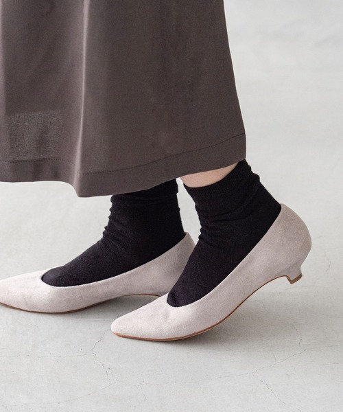 menue(メヌエ)の「【ふわっと軽い エアスイート】走れるパンプス 3cmヒールver(パンプス・レディース・グリーン/パイソン/ブラック/グレイッシュベージュ/ベージュ系その他5/ブラック系その他4/レッド/ベージュ系その他/ブラック系その他2/ベージュ系その他4/ブラウン系その他/ベージュ系その他2/ブラック系その他/ベージュ系その他3/レオパード/ベージュ系その他6/アイボリー/ライトグリーン/ブラウン系その他2/ブラック系その他5/ホワイト系その他/イエロー/ブラック系その他3/ブルーグレー/ブラウン系その他3/ゴールド系その他/ゼブラ/ベージュ系その他7/ダークパープル/ブラック系その他7/ネイビー/カラフル/ブラック系その他6/ダークグレー/その他1/ブラウン系その他4/ホワイト系その他2/ブラック×レッド/ベージュ系1/ライトグレー/ブラック系1/シルバー/オリーブ/コーラルピンク/ライトブルー/モスグリーン/ナチュラル/ネイビー系/ゴールド/シルバー系/ピンク系その他/ブラック系/ライトグレー系/ブラウン系その他5/グレー系その他/ブラック系2/ベージュ系/ブラック系3/シルバー系1/ブラック系4/ダークブラウン・21.5cm/22.0cm/22.5cm/23.0cm/23.5cm/24.0cm/24.5cm/25.0cm/25.5cm/26.0cm/26.5cm/21.0cm)」の22枚目の写真