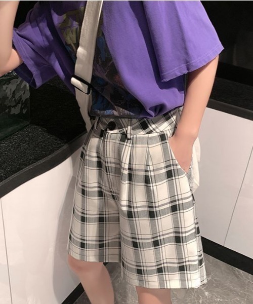 Diosfront(ディオスフロント)の「タック入りチェックショートパンツ(その他パンツ・レディース・ホワイト/ベージュ・SMALL/MEDIUM/LARGE)」の12枚目の写真