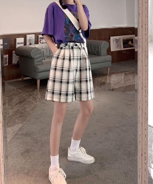 Diosfront(ディオスフロント)の「タック入りチェックショートパンツ(その他パンツ・レディース・ホワイト/ベージュ・SMALL/MEDIUM/LARGE)」の19枚目の写真