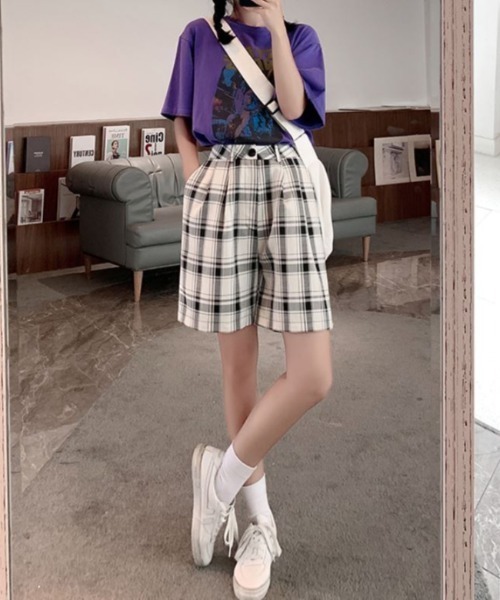 Diosfront(ディオスフロント)の「タック入りチェックショートパンツ(その他パンツ・レディース・ホワイト/ベージュ・SMALL/MEDIUM/LARGE)」の22枚目の写真