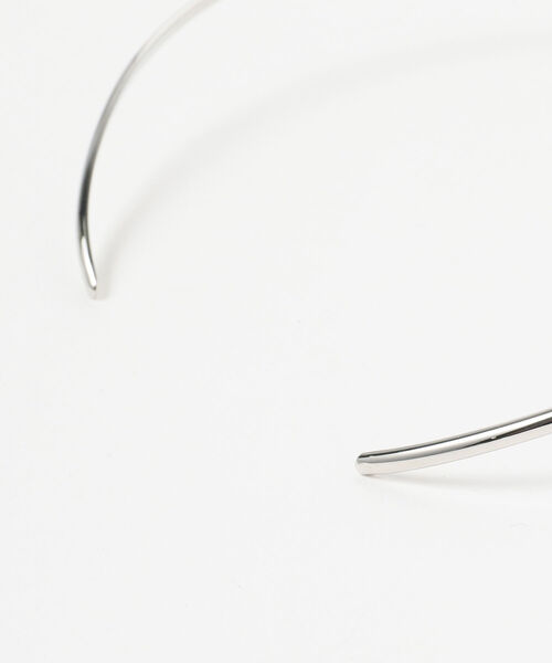 Ray BEAMS(レイビームス)の「Ray BEAMS / Vライン チョーカー(チョーカー・レディース・シルバー/ゴールド・ONE SIZE)」の4枚目の写真