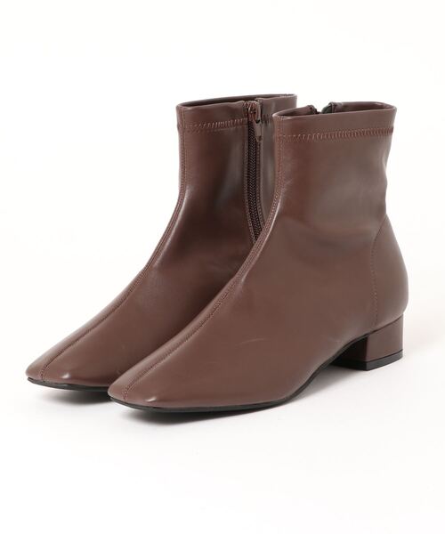 KOBE LETTUCE（コウベレタス）の「スクエアトゥストレッチショートブーツ（ブーツ・レディース・ブラック/ダークブラウン/ベージュ・LL/S/M/L）」の7枚目の写真