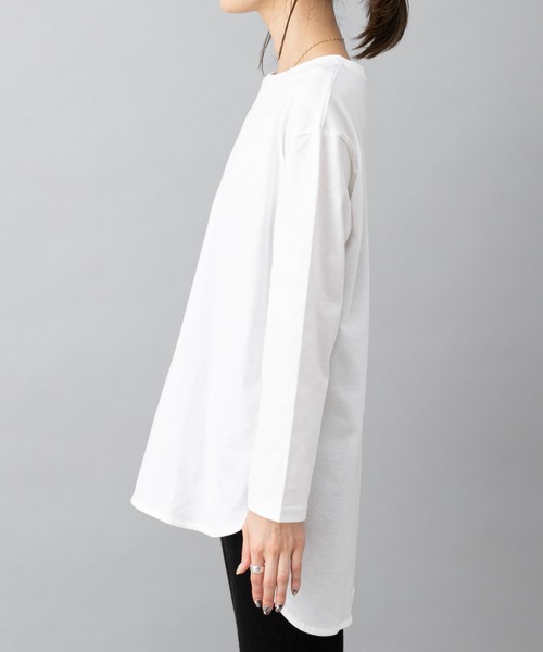 prose verse（プロズヴェール）の「オーガニックコットンラウンドヘムロンT（Tシャツ/カットソー・レディース・チャコールグレー/オフホワイト/グレイッシュベージュ・ﾌﾘ-）」の8枚目の写真
