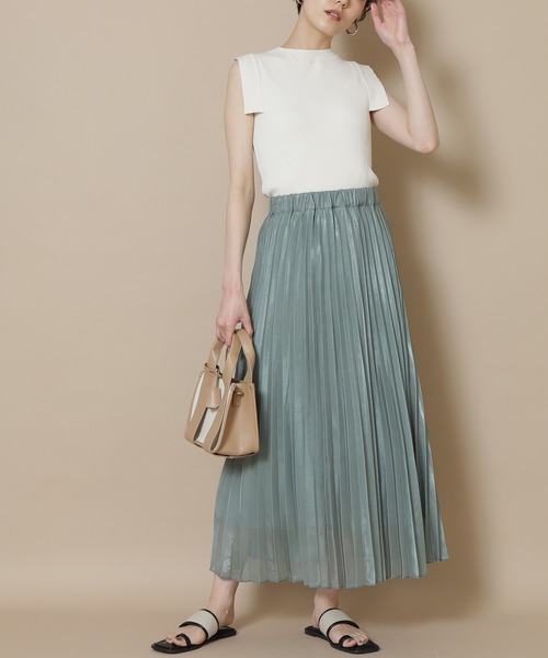 N.（N. Natural Beauty Basic）（エヌエヌナチュラルビューティーベーシック）の「【S Size Line】シャイニープリーツスカート（スカート・レディース・ホワイト/ブラック/グレー/ブルー/グリーン・SMALL/MEDIUM）」の4枚目の写真