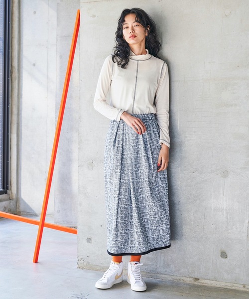 sneeuw（スニュウ）の「2021秋冬 ベロアステッチプルオーバー（Tシャツ/カットソー・レディース・チャコールグレー/アイボリー・ONE SIZE）」の8枚目の写真