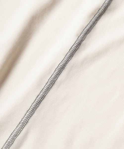 sneeuw（スニュウ）の「2021秋冬 ベロアステッチプルオーバー（Tシャツ/カットソー・レディース・チャコールグレー/アイボリー・ONE SIZE）」の13枚目の写真