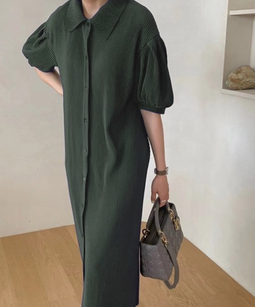 ABITOKYO(アビトーキョー)の「パワーショルダーソフトプリーツロングシャツワンピース(ワンピース・レディース・ホワイト/ネイビー/グリーン/ミント/ブルーグレー/ピンク/ブラック・FREE)」の18枚目の写真