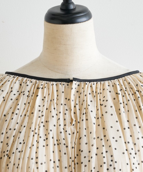 BEARDSLEY(ビアズリー)の「ドットプリーツ シアーブラウス(シャツ/ブラウス・レディース・ブラック/ベージュ・FREE)」の19枚目の写真