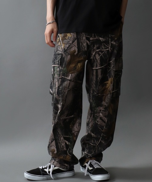 SITRY（シトリー）の「Loose fit cargo pants/ルーズフィット カーゴパンツ（カーゴパンツ・メンズ・ブラック/ベージュ/オリーブ/ブラウン系その他/ホワイト系その他/グレー系その他/ブラック系その他・M/L/XL/LL）」の4枚目の写真