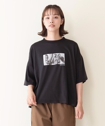 CONVERSE（コンバース）の「【CONVERSE/コンバース】ドライ素材　UVカット 裏メッシュ　フォトＴシャツ（Tシャツ/カットソー・レディース）」