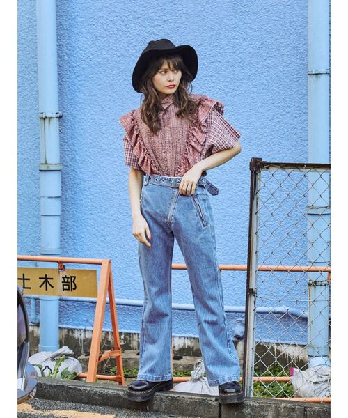 jouetie（ジュエティ）の「ライダースデニムパンツ（デニムパンツ・レディース・ライトブルー/ブラック/ブラウン・SMALL/MEDIUM）」の12枚目の写真