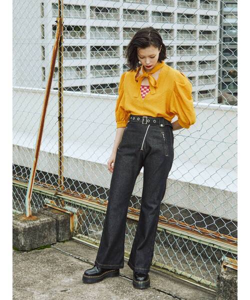 jouetie（ジュエティ）の「ライダースデニムパンツ（デニムパンツ・レディース・ライトブルー/ブラック/ブラウン・SMALL/MEDIUM）」の5枚目の写真