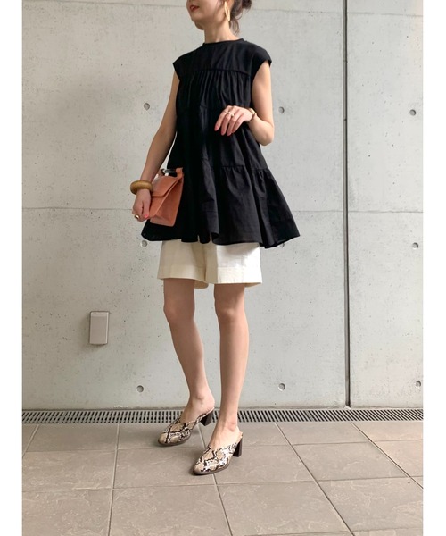 VIS（ビス）の「【洗濯機可】ふんわり揺れる。布帛ドッキングティアードチュニックＴシャツ（Tシャツ/カットソー・レディース・オフホワイト/カーキ/ブラック/レンガ・FREE）」の17枚目の写真