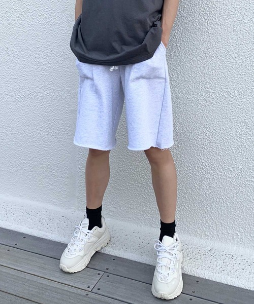 RASVOA(ラスボア)の「パッチポケットハーフパンツ(スウェットパンツ・レディース・ライトグレー/ブラック・FREE)」の1枚目の写真