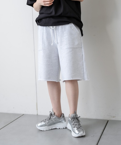 RASVOA(ラスボア)の「パッチポケットハーフパンツ(スウェットパンツ・レディース・ライトグレー/ブラック・FREE)」の17枚目の写真