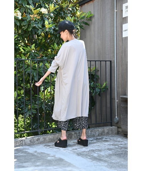 100% ORGANIC COTTON（100パーセントオーガニックコットン）の「ポケット付きクルーネック 半袖Tシャツ（Tシャツ/カットソー・レディース・カーキ/ベージュ/ホワイト/ブラック・L/M）」の18枚目の写真