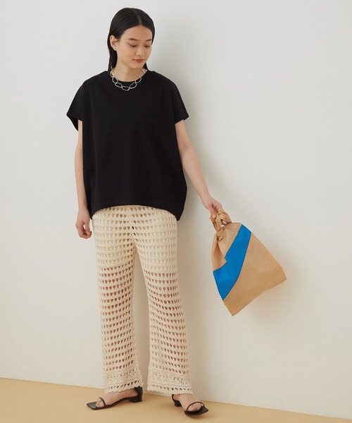 ADAM ET ROPE'(アダムエロペ)の「【アウトレット店舗・WEB限定】コクーンシルエットプルオーバー(Tシャツ/カットソー・レディース・グリーン系その他2/ベージュ/ブルー系その他4/ブラック・FREE)」の5枚目の写真