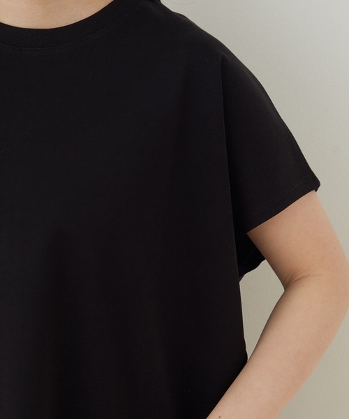 ADAM ET ROPE'(アダムエロペ)の「【アウトレット店舗・WEB限定】コクーンシルエットプルオーバー(Tシャツ/カットソー・レディース・グリーン系その他2/ベージュ/ブルー系その他4/ブラック・FREE)」の22枚目の写真