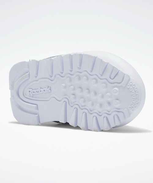 Reebok（リーボック）の「クラシック レザー / Classic Leather Shoes（スニーカー・キッズ・ホワイト/ブラック/ホワイト系その他・12cm/15.0cm/16.0cm/14.0cm/13.0cm/11cm/13cm/14cm/15cm/16cm）」の7枚目の写真